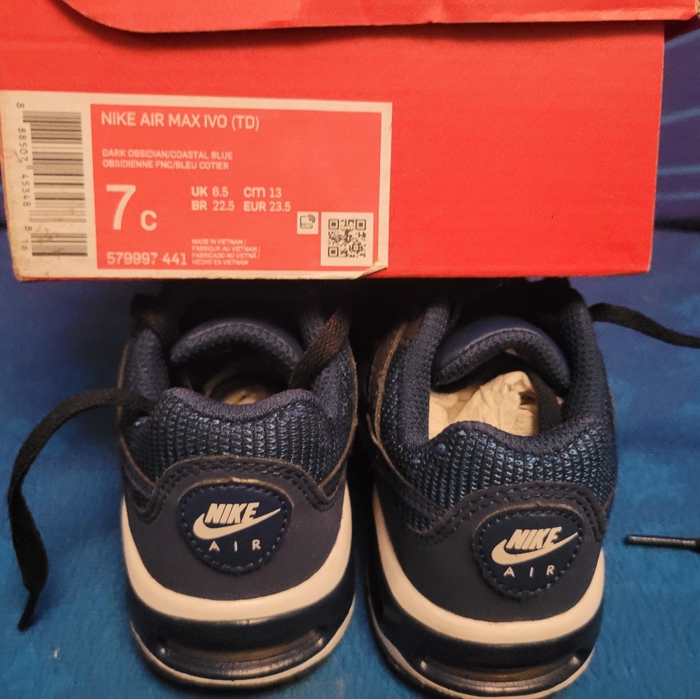 Toddler sneakers